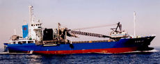 砂利砂採取　貨物船